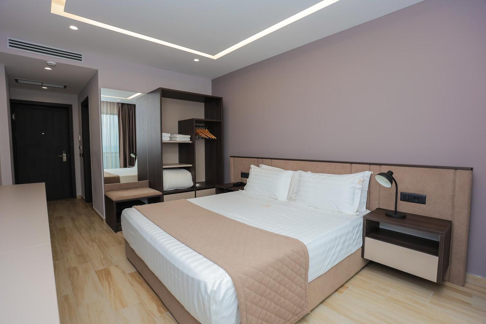 Joelle Premium Hotel Sarandë Eksteriør bilde
