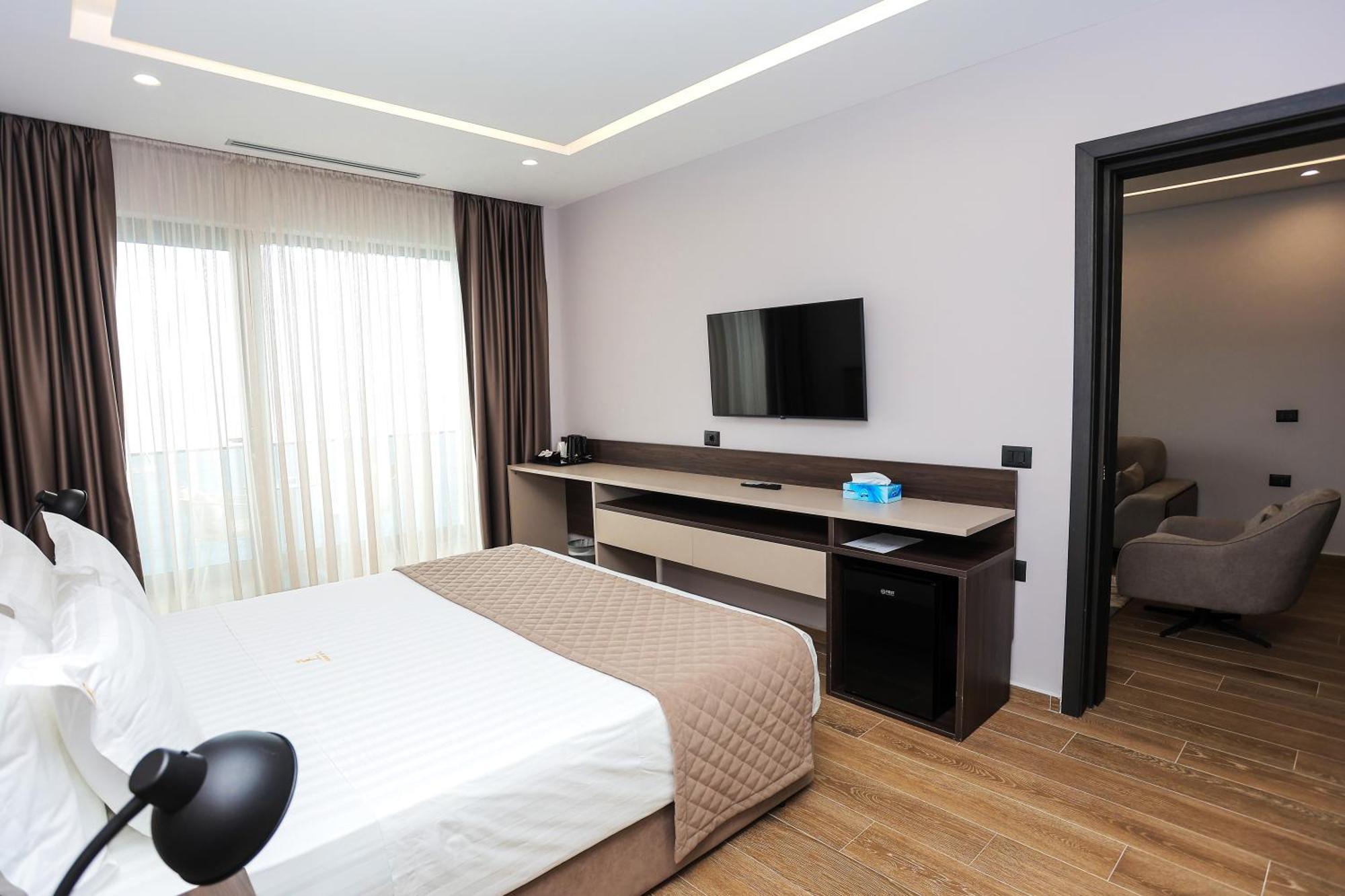 Joelle Premium Hotel Sarandë Eksteriør bilde